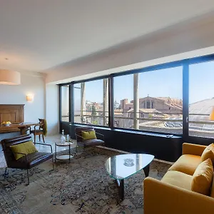 Amazing Via Parigi Apartment Rome